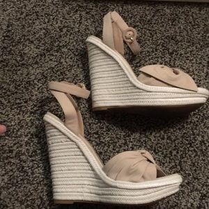 Beach-33 Aldo wedges